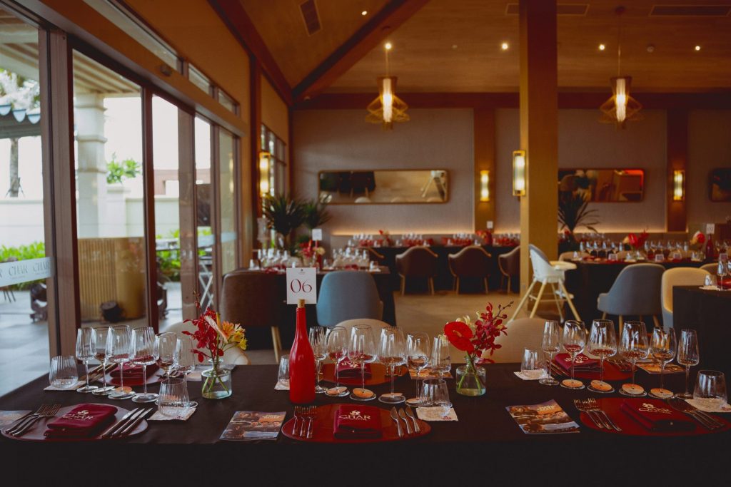 Sips plates beat | Char Fusion resort & Villa Danang