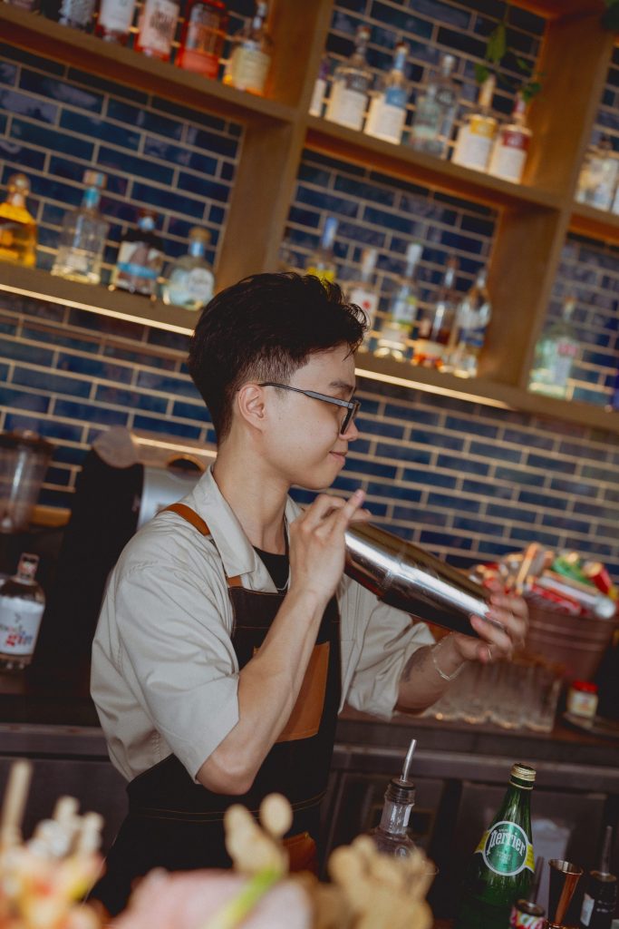 Sips plates beat | Char Fusion resort & Villa Danang