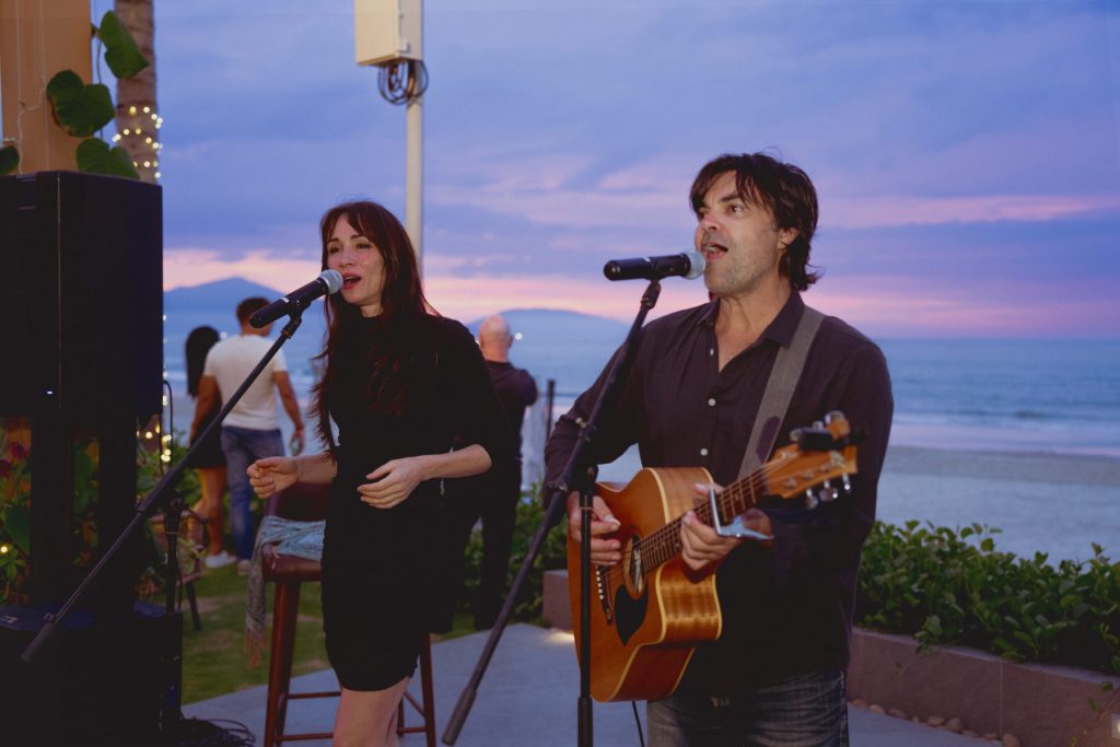 Sips plates beat | Char Fusion resort & Villa Danang