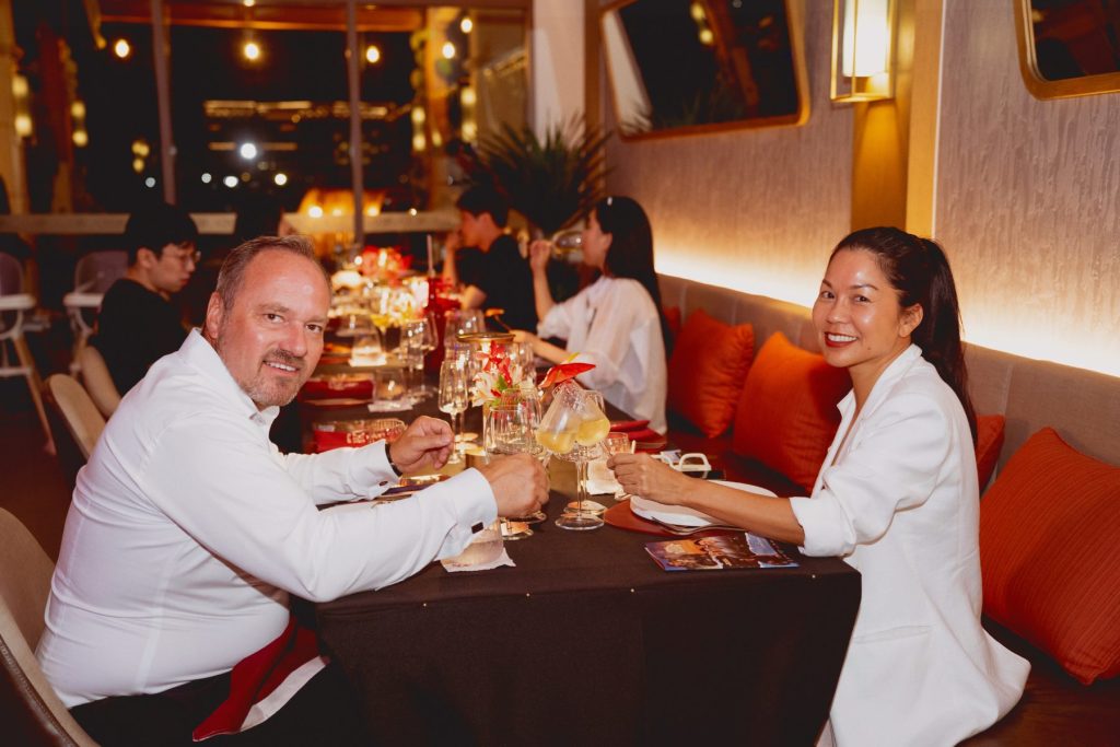 Sips plates beat | Char Fusion resort & Villa Danang